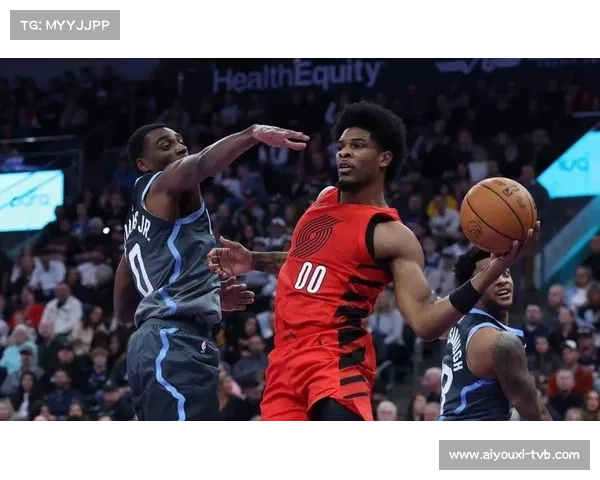 开拓者135-119战胜爵士，克林根23+18+7怪兽级表现统治内线