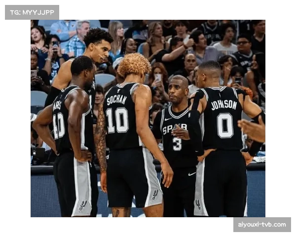 马刺主场迎战快船，文班亚马领衔内线对决伤病困扰的对手